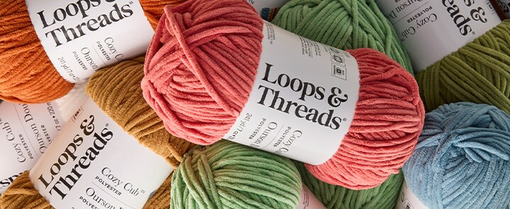 the red thread S big symbol knit（S big symbol knit the red