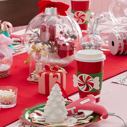 Kids party crafting
