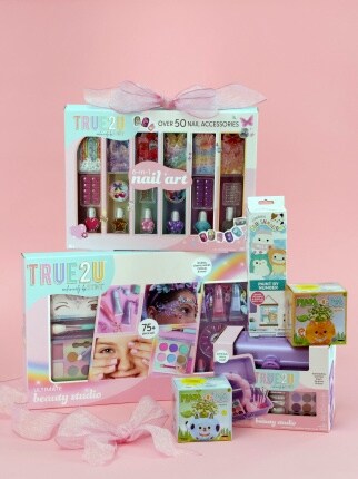 kids jewelry and bead kits