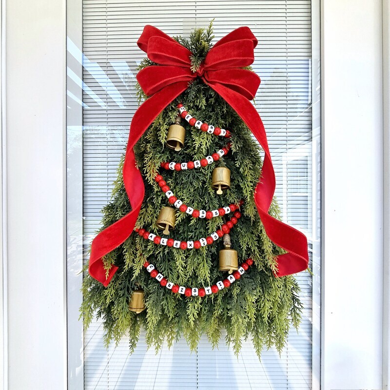 xmas tree wreath