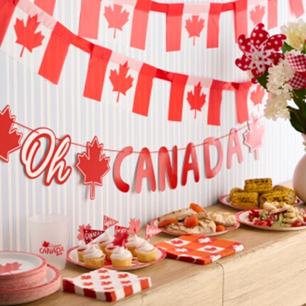 Canada day party supplies