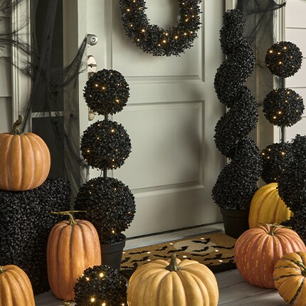 Outdoor Halloween Decorations