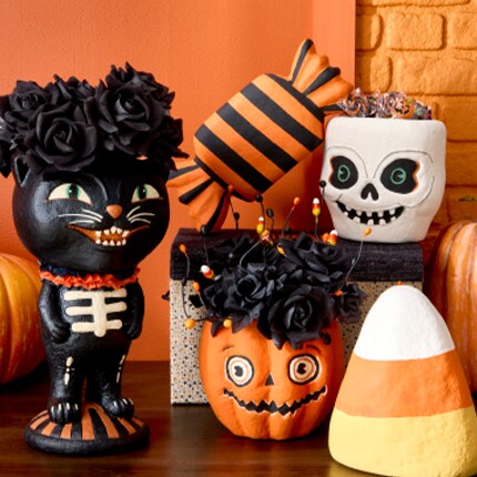 classic orange & black Halloween decor 