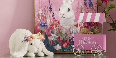 Easter Bunny in Bloom