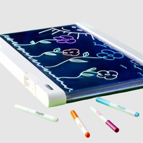 Crayola Ultimate Light Board Drawing Tablet