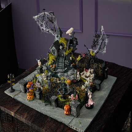 Hall Minis