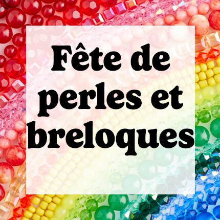 Perles et breloques en texte noir avec un fond de perles arc-en-ciel.