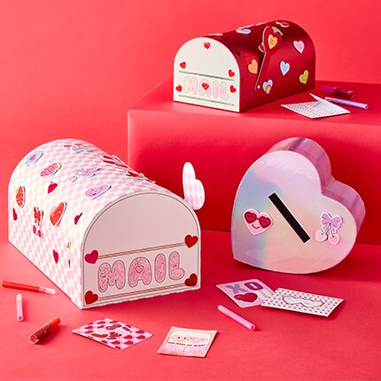Valentine's Day Cards & Crafts