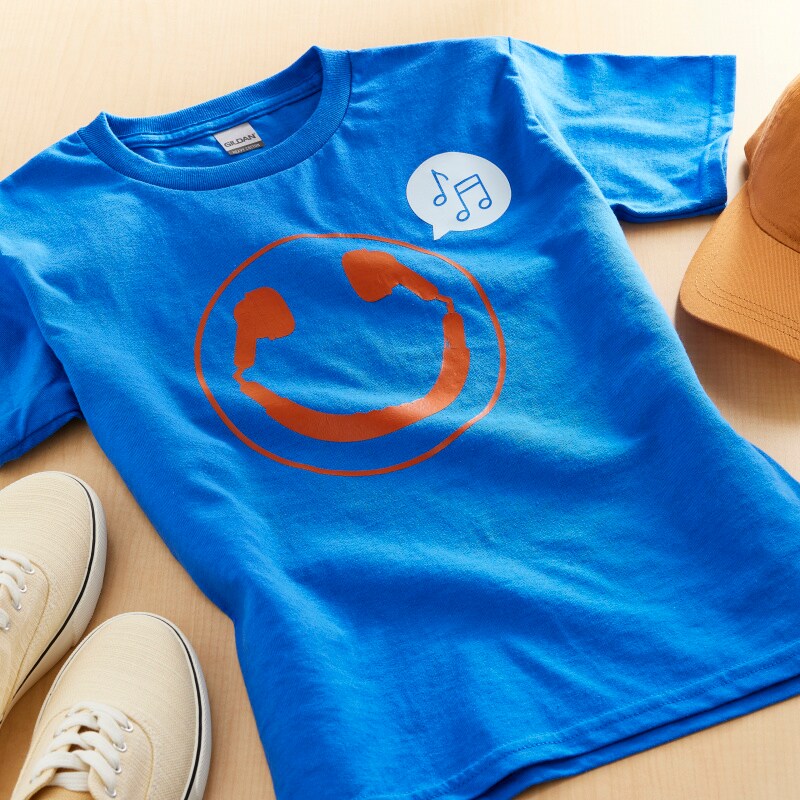 Blue Gildan t-shirt