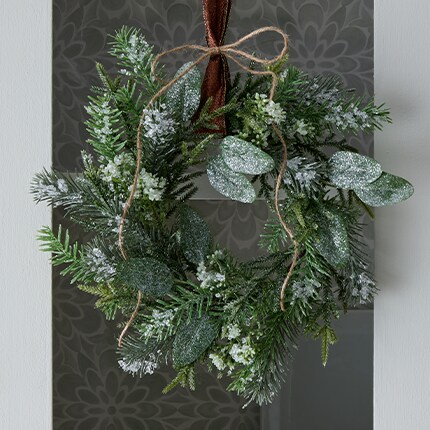 greenery wreath