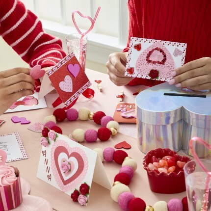 Valentine's Day Cards & Crafts