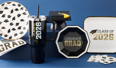 Fournitures pour fête de remise des diplômes