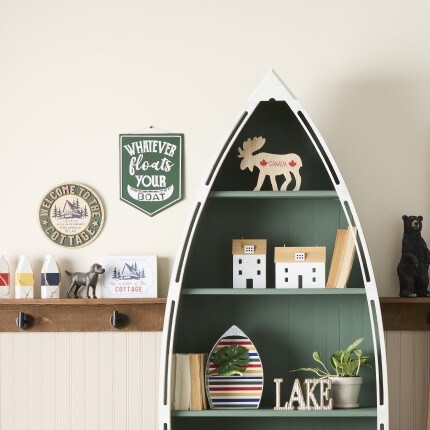 Lakeside Décor