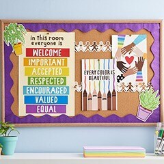 Class bulletin w/ decor