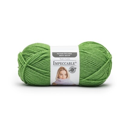 green yarn skein