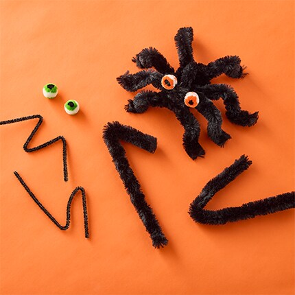 Halloween crafts for kids: spider project