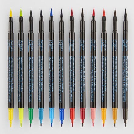 assorted colors markers