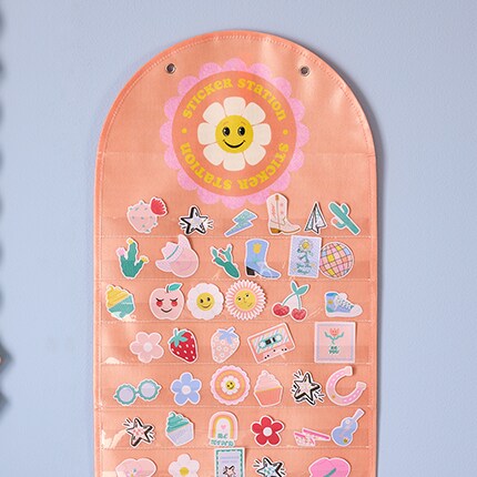 Classroom pocket chart