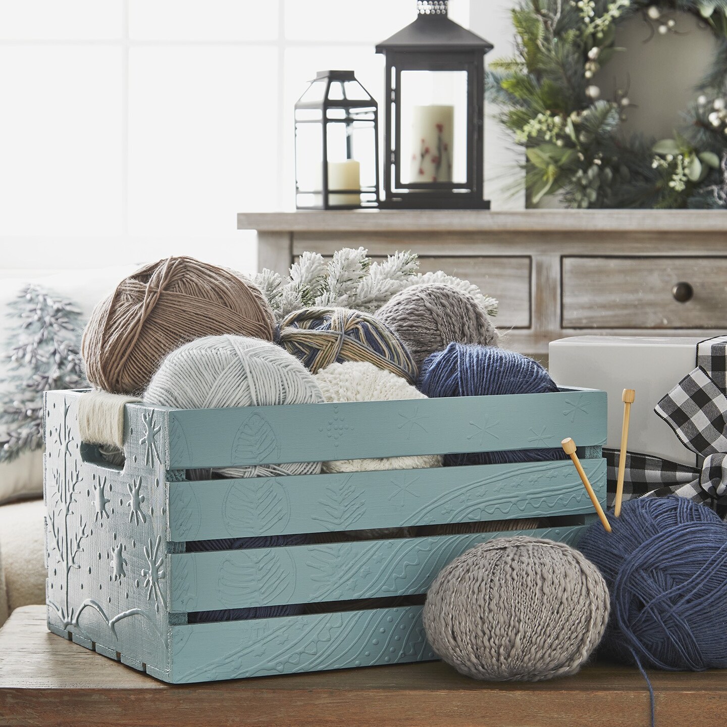 Embossed inter Wood Crate