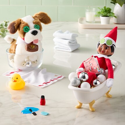 Elf sitting in a bathtub (Polar Props™ S'elf Care Set)